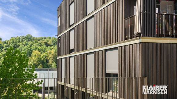 vergrößerte Ansicht Fassadenmarkise VERTICAL S4110/1 | KLAIBER Sonnen- u. Wetterschutztechnik GmbH